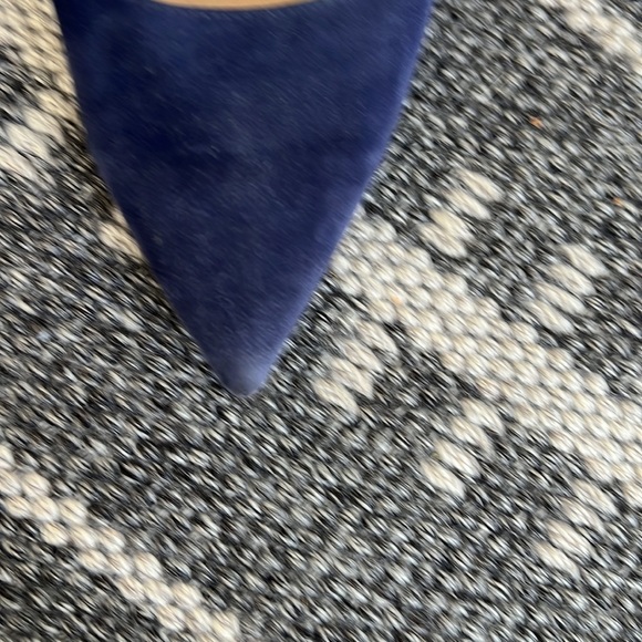 Stuart Weitzman “Stuart 85” Navy Suede Pump - 9 - Picture 10 of 12